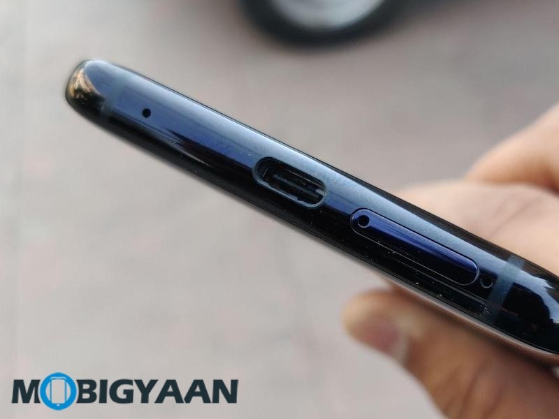 HUAWEI Mate 20 Pro Review - One Of The Best Phones That Your Money Can Buy 8 HUAWEI Mate 20 Pro Hands on Revew Images 9